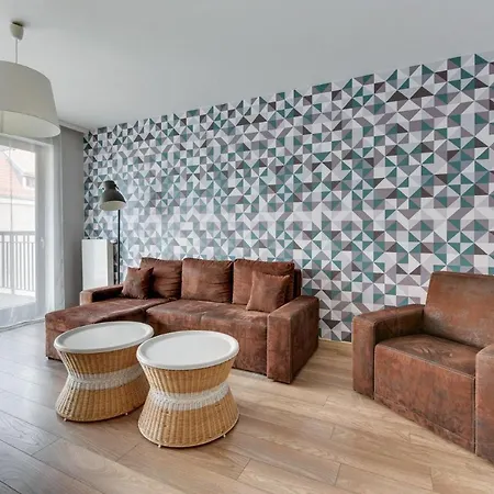 Grand - Davos Szafarnia River View