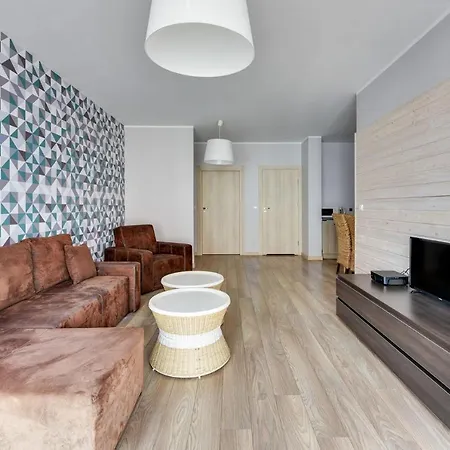 Grand - Davos Szafarnia River View Apartment