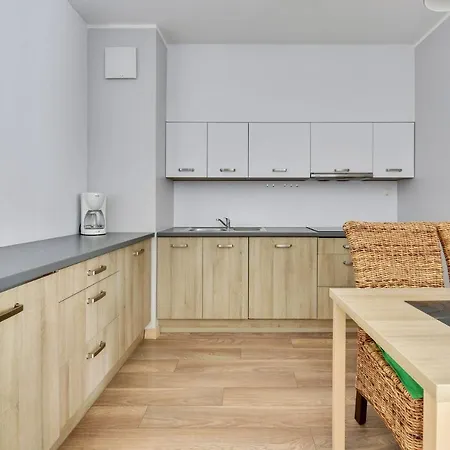 Lägenhet Grand - Davos Szafarnia River View Gdańsk